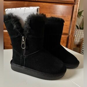 Koolaburra by Ugg Black Unisex Kids Boots